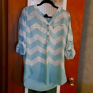 Rue21 size L quarter sleeve striped dress shirt